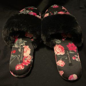 Victoria's Secret Floral Satin Slippers  faux fur trim. Size L  Black pink NWOT